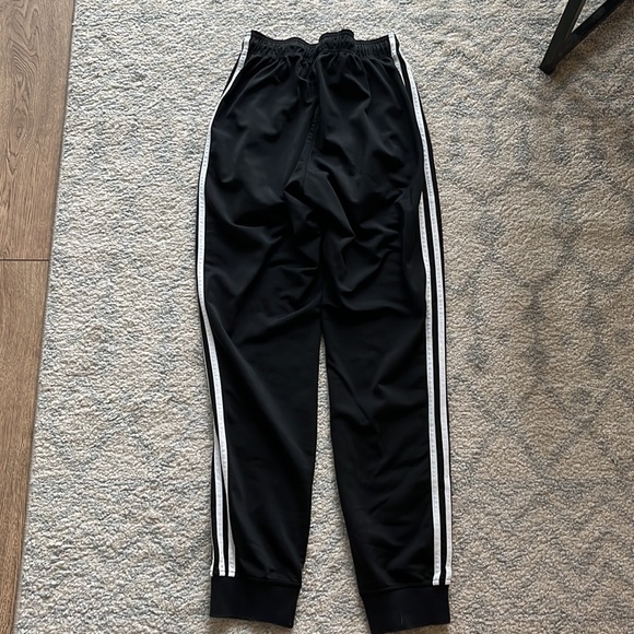 Adidas joggers - Picture 5 of 5